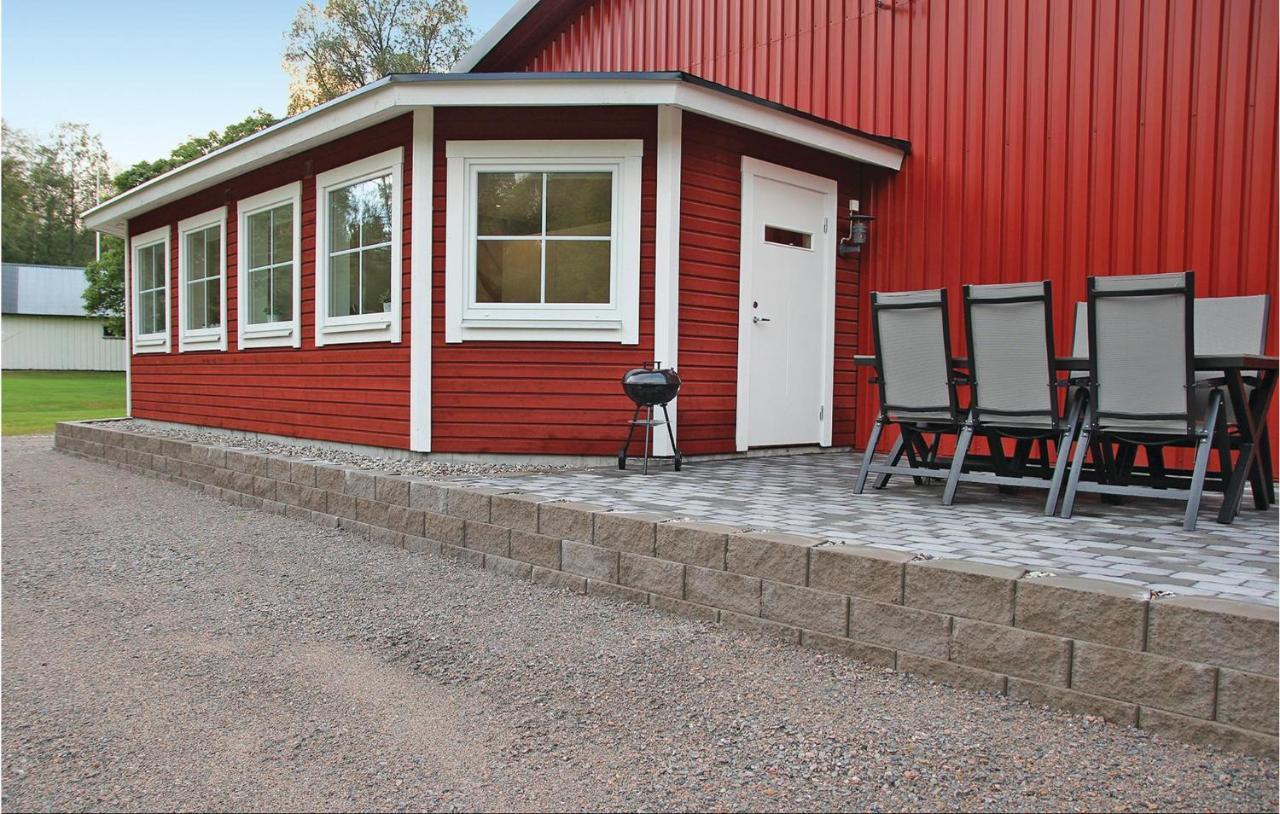 2 Bedroom Cozy Apartment In Habo Mullsjö Exterior foto
